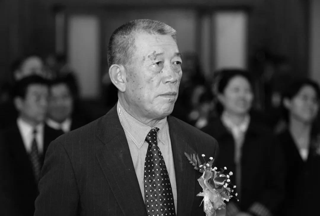 中信老总自杀_中信银行