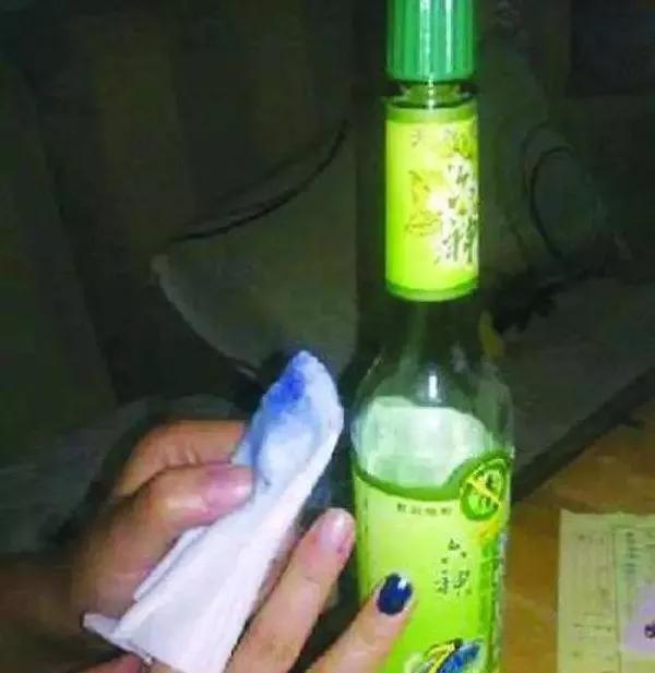                     一个蚊子包竟让3岁宝宝全身瘫痪，这些防蚊措施无效还有害！别再用了！