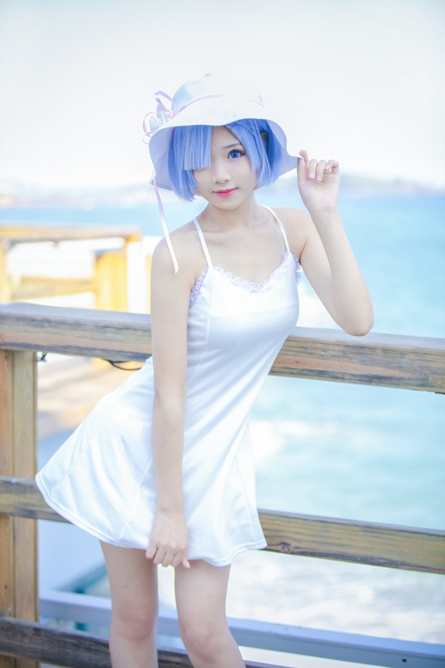 原创搞笑gif动图:看什么看?把我挂住了,居然还有那樵谡饫锱恼?