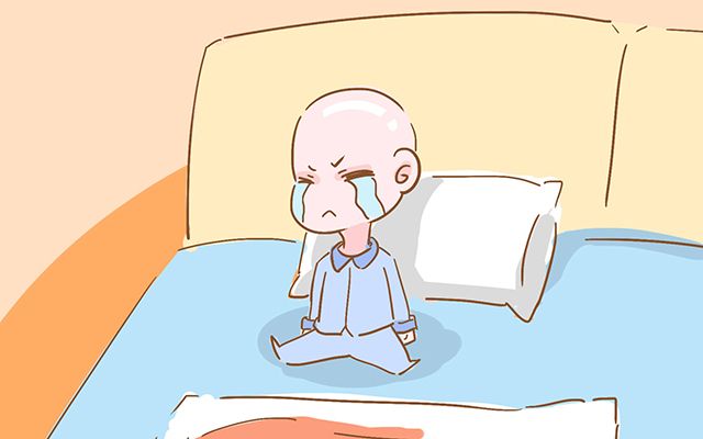                     原创            宝宝发烧之后，家长的这个举动，无疑于“火上浇油”，别再做了