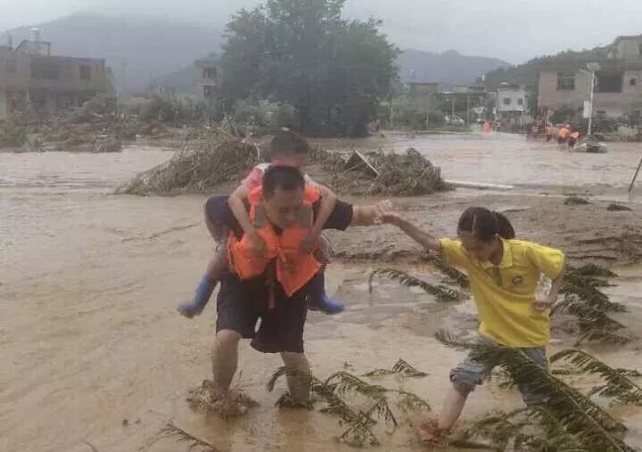 河源市和平县人口_暴雨洪涝致广东河源受灾严重 千余名武警赴一线救灾(2)