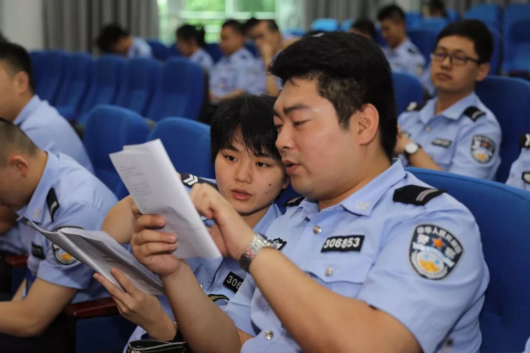 看!边检英语他们这样学!