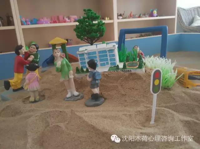 沙盘模型被小孩踢后续 bf80c53024374f3b82ae79e89479fc2d.jpeg