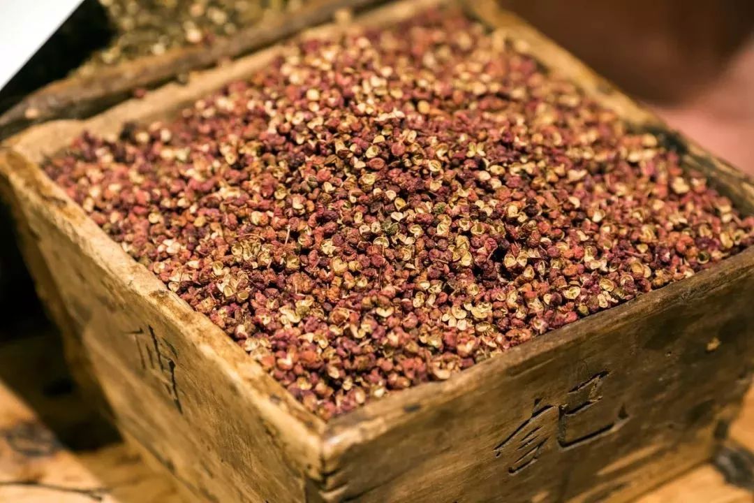 花椒怎么去苦味 f47067a3f6224f228eb4e232e958654c.jpeg