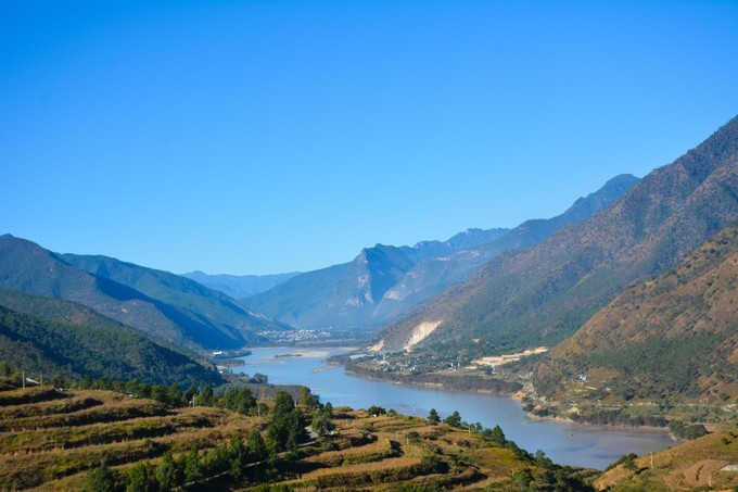 找尋《消散的地平線》離天堂最近的處所—噴鼻格里拉 旅遊 第6張