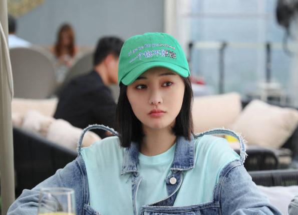 郑爽综艺节目中称想生小孩,网友期盼爽妹子好