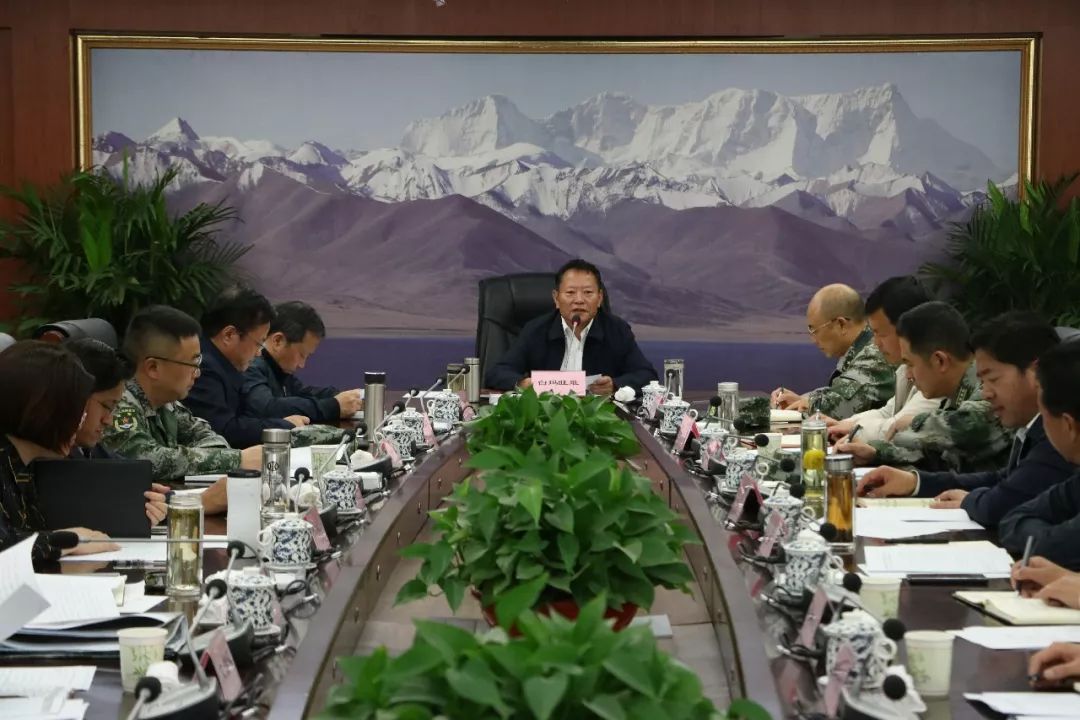 西藏军区保障部部长方建国,市委常委,常务副市长王念东,市委常委,秘书