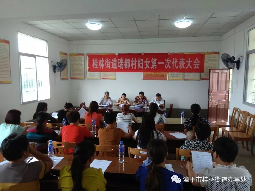 贫困人口教育_贫困人口