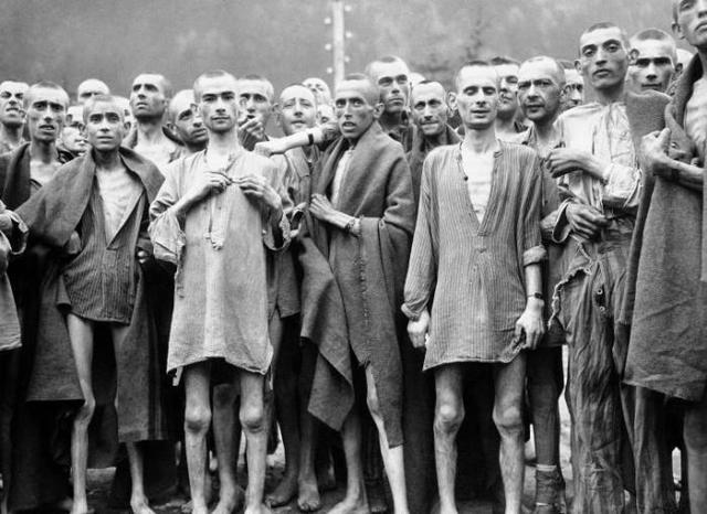 美军首次解放的纳粹集中营,士兵看到了什么?射杀了全部德国看守
