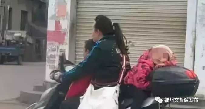                     三岁女童从电瓶车上掉落后被卷入大卡车，右腿几乎只剩下骨头
