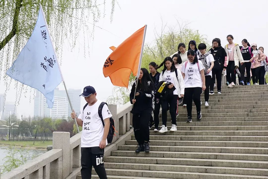 无锡这所高中校长做对了"一道集合题",让学校完成了华丽蜕变
