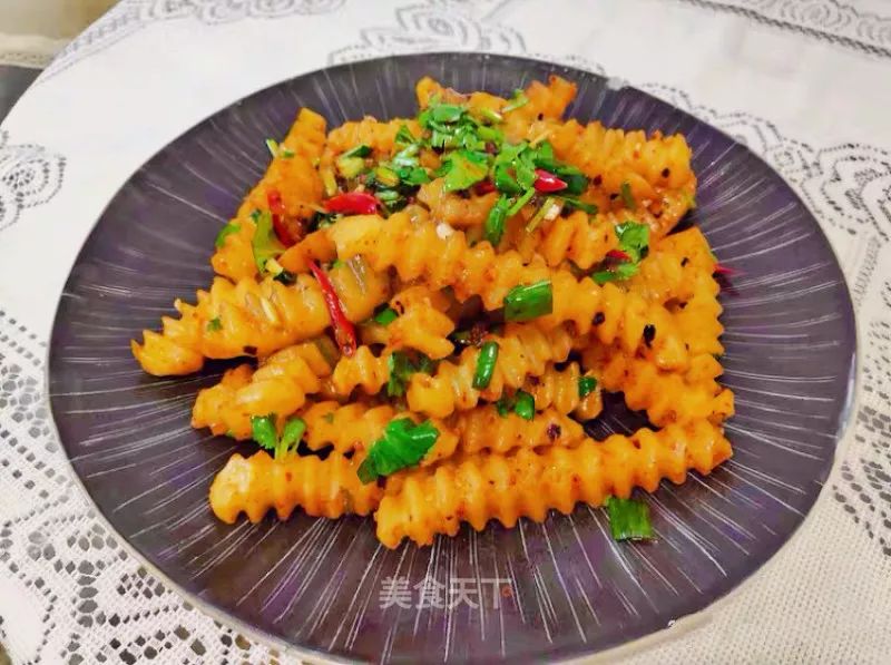 【健康美食】香辣开胃又解馋的狼牙土豆条