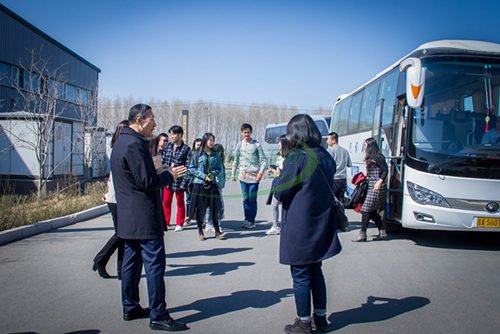 吉林大学文学院党建活动走进70000平兰舍产业