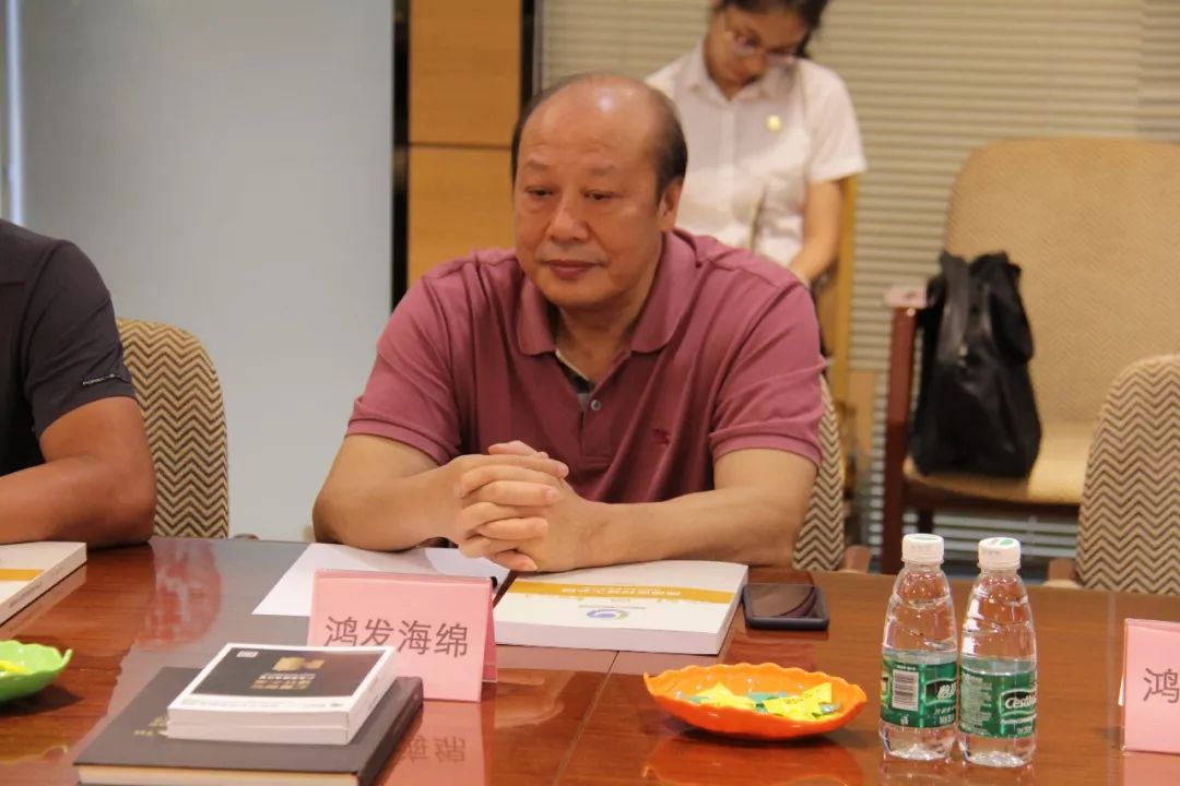 顺德家具协会会长梅荣能龙江镇党委委员卢广豪顺德区人民政府办公室副