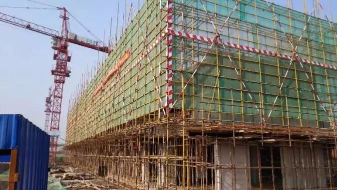 全且 接地气的脚手架搭设工艺优化材料_工字钢