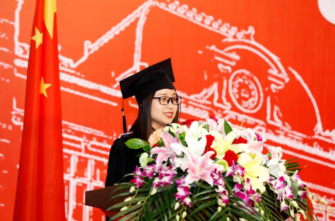 毕业季 | 学校隆重举行2019届学生毕业典礼