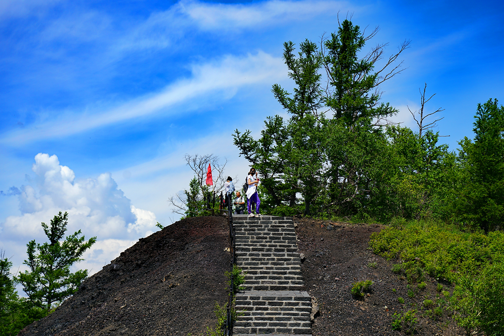 五大连池火山圣水节，6月不可错过的节日狂欢