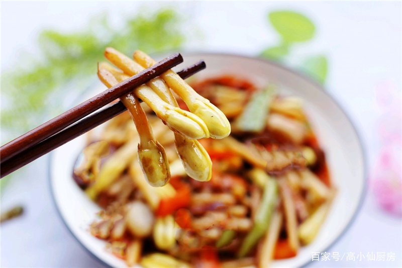 这菜10块钱1斤,再贵也要买,猪肉是蚕豆的100倍,不懂太花生炒营养图片