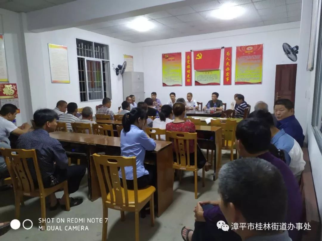 贫困人口教育_贫困人口