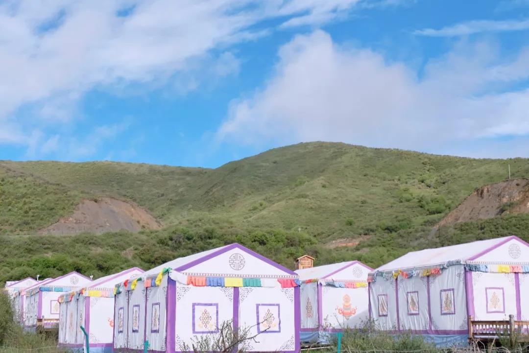 原創
            夏季的花海、草原、雪山，都在四川這個「小瑞士」里 旅遊 第63張