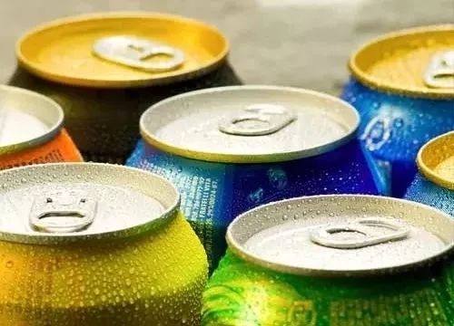                     因为一罐冰可乐，6岁男孩被缝38针！这件危险事很多厦门人还不以为然...
