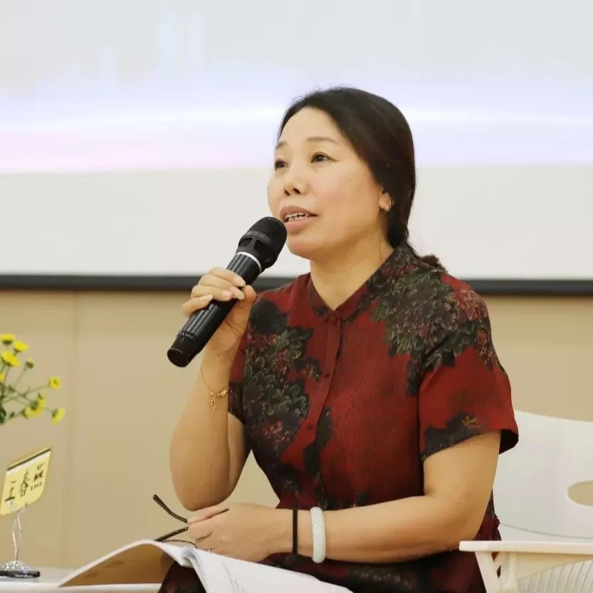 王春燕教授步履坚实,踏实进行课程改进,步伐跨得很大但是也很扎实