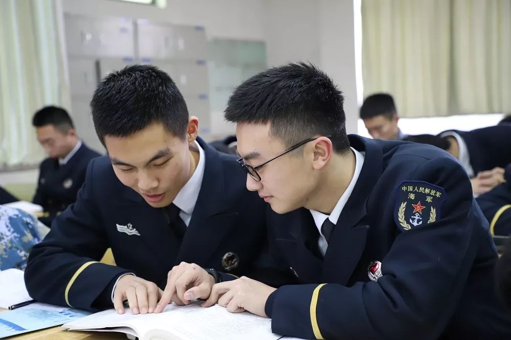 【毕业季】看军校学员，从a到z的别样青春