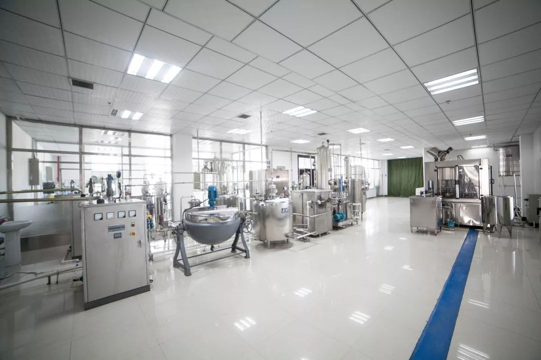 饮料中试生产线纯净水车间杂粮淀粉中试生产线设有省级食品科学综合实验