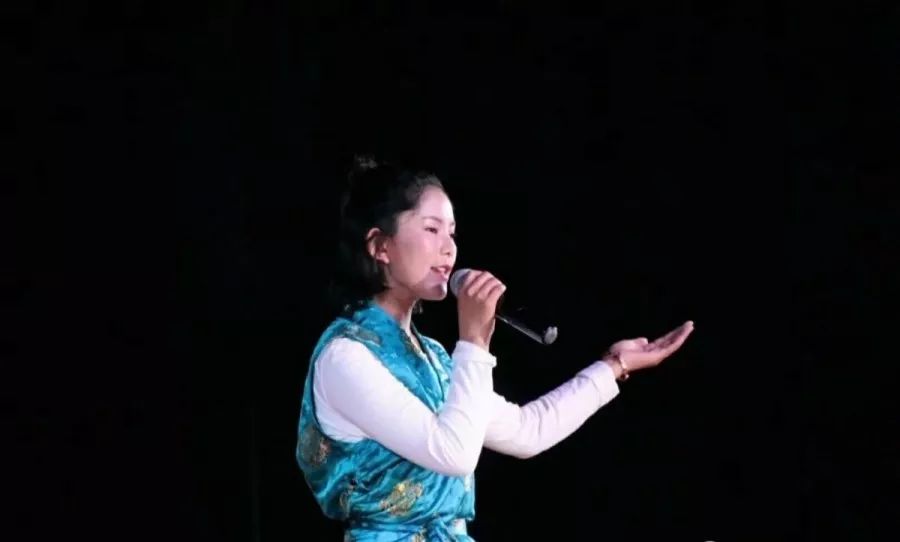 思念母亲的歌曲带曲谱_思念母亲伤心带字图片(4)
