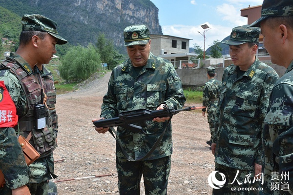 贵州武警魔鬼周极限训练战味浓组图