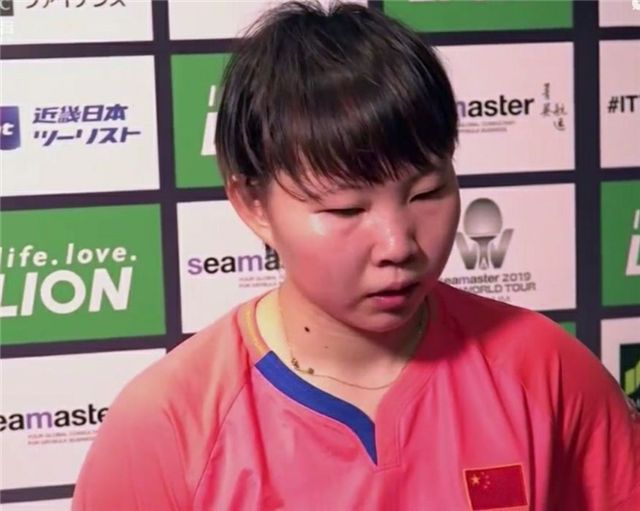 张本智和碰到“怒吼老祖宗”！被国乒新手4-0吊打 吓得不敢叫唤了_朱雨玲