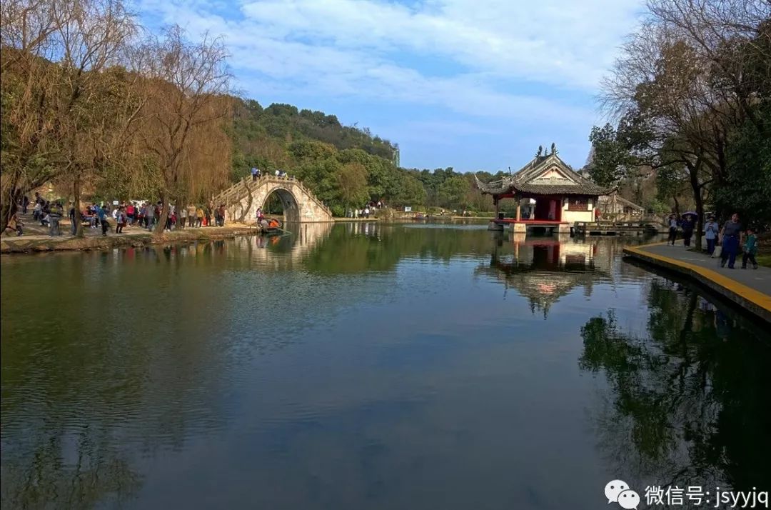 5小时到达aaaa景区绍兴【柯岩,鉴湖,鲁镇】风景区,在柯岩景区赏天下第