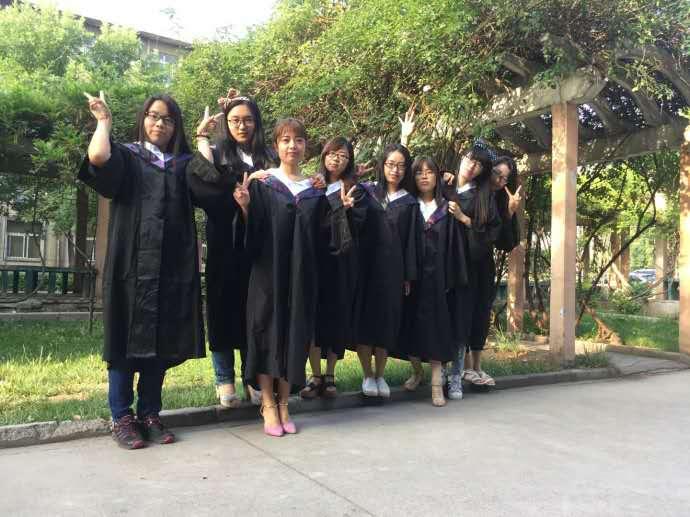 考研名师张雪峰和马丁论战,怼得马丁哑口无言