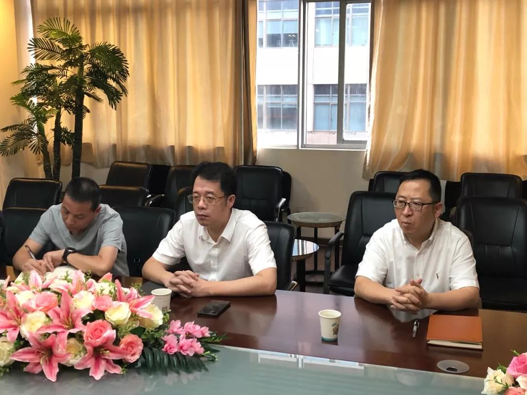 鹿城区副区长全一凡一行来绿森商城调研
