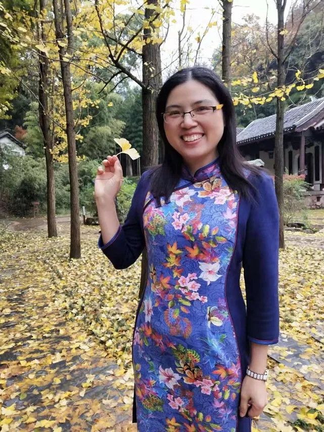 肇庆学院七星诗社且将新火试新茶诗酒趁年华