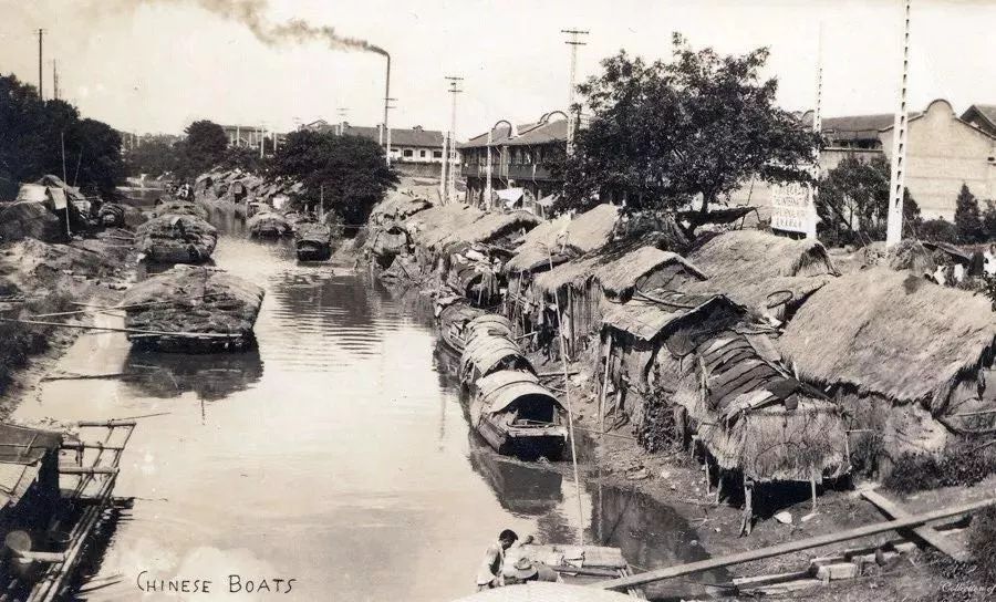 上海开埠后,肇嘉浜沿岸开设大批工厂,大量污水污染了河道.