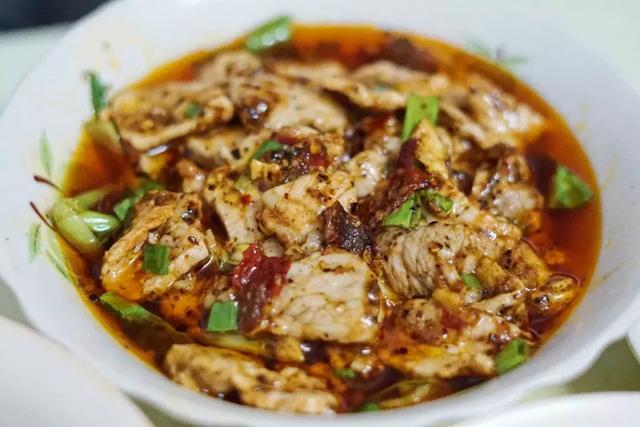 水煮肉片是怎么做成的 73a1ef98345244fc912ae5cb32477ec7.jpeg