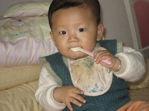                     忠告：孩子辅食后，这些表现是脾胃的“求救信号”！宝妈别乱喂了