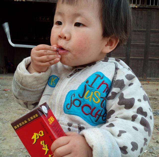                     夏天，一定要管住孩子的嘴！儿科医生：这3种东西，小孩越吃越伤