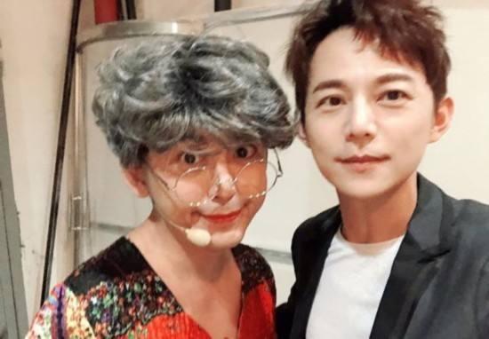 小s前男友黄子佼明年4月将结婚,曾被誉为"台湾何炅,如今过气