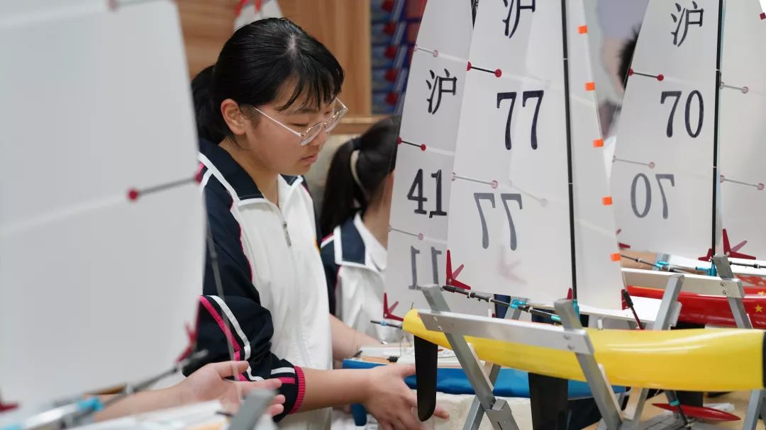 吴淞中学举行签约仪式与遵义航天高级中学结为姊妹学校