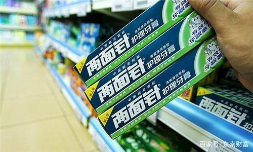 中国牙膏排行榜_十大中国最好的牙膏品牌排行买牙膏要注意什么？