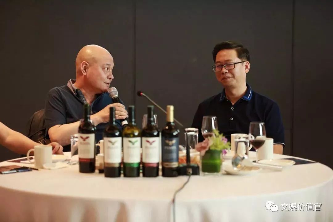 慈文传媒新任董事长吴卫东与马中骏联袂敞心扉,两小时媒体会说了不少