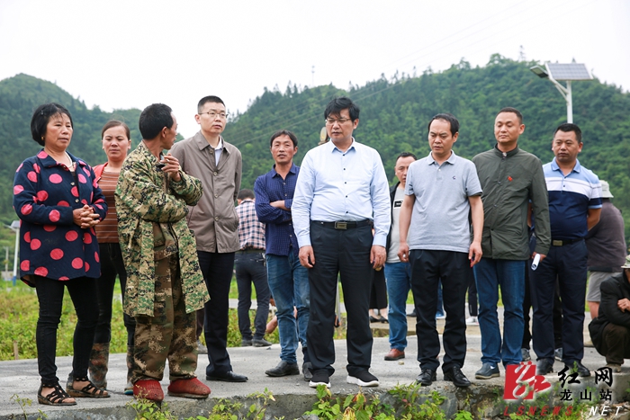 长沙学院来龙山县大安乡调研对口帮扶工作