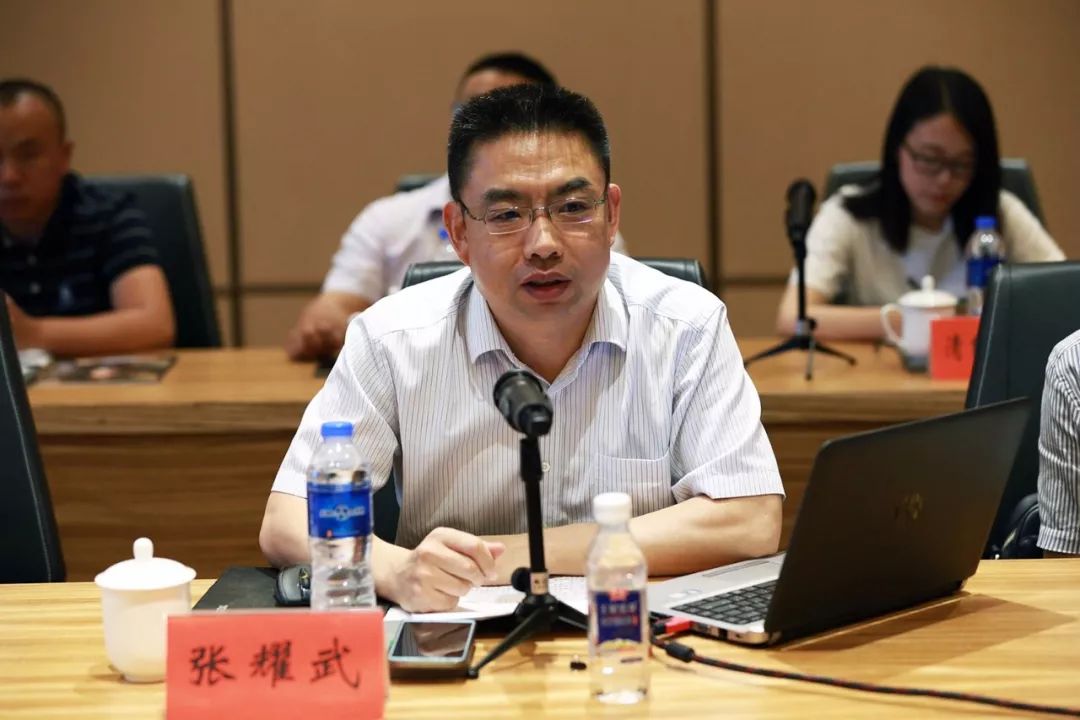 省人社厅职业能力建设处副处长张耀武提到,当前产教研融合的堵点