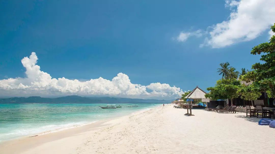 巴厘岛海滩 图据网络