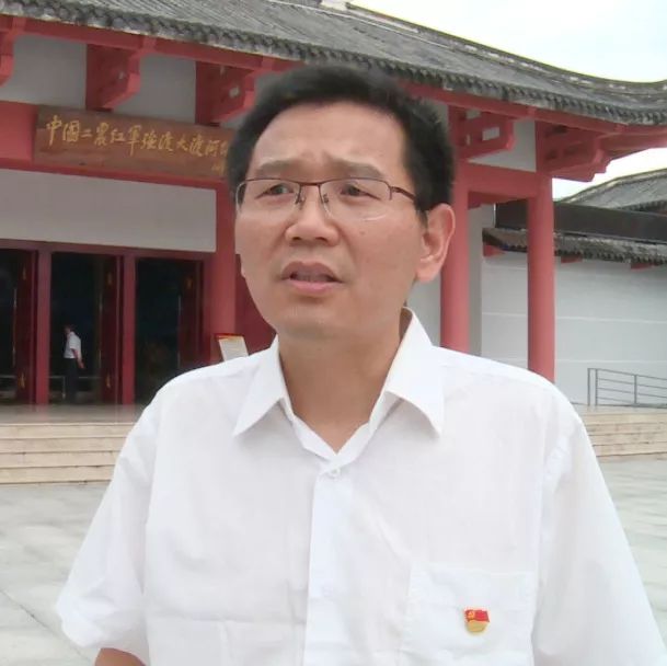 四川省自然资源厅人事处处长 陈军华在这次"不忘初心 牢记使命"主题