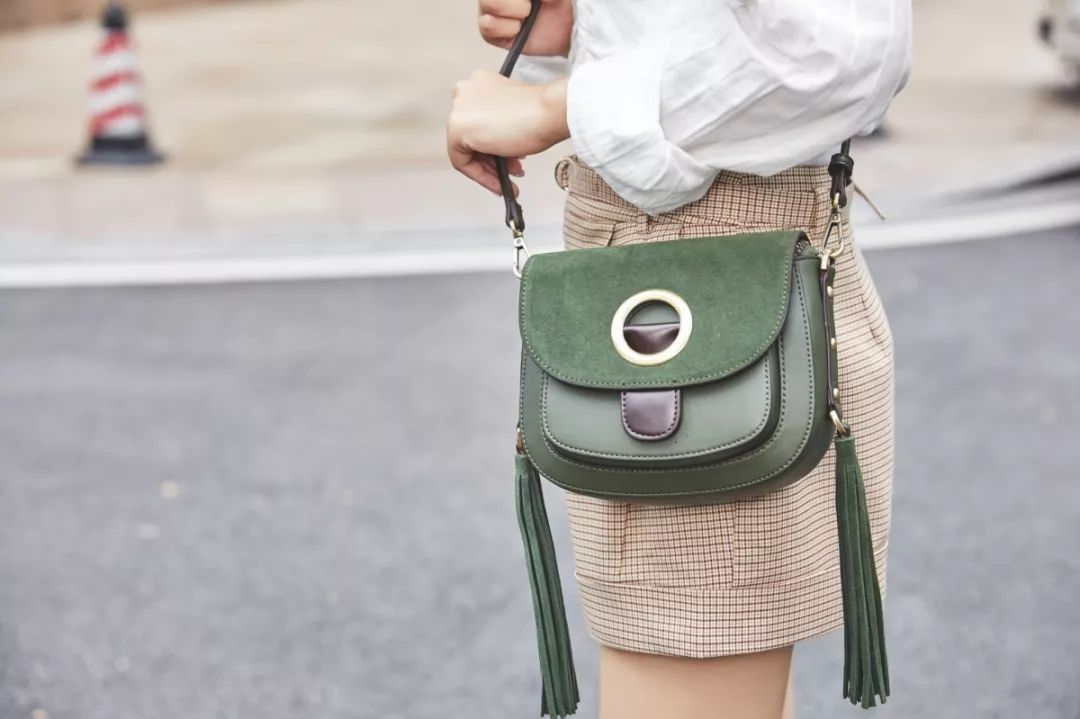 ������ù�����ϴ����ȥù��?