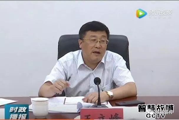 政府县长王立峰主持召开县人大十六届三次会议代表建议办理情况推进会