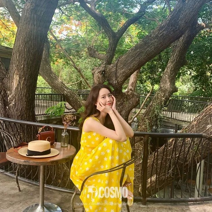 时髦办 | 林允儿新歌MV造型,随便一套都是度假